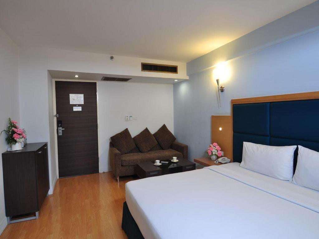Mayflower Grande Hotel Hat Yai Exterior foto